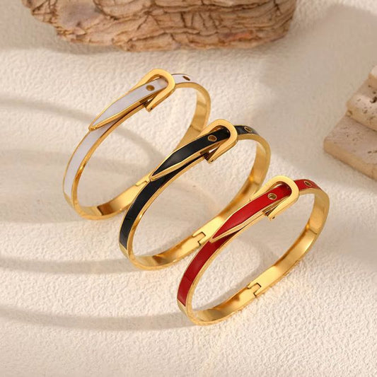 Véra Enamel Buckle Bangle
