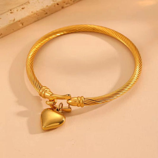 Golden Heart Cable Bracelet - Twisted gold bracelet with hanging heart charm