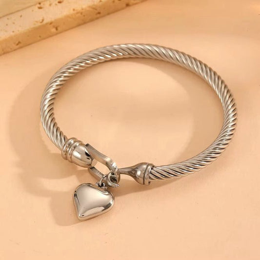 Golden Heart Cable Bracelet - Twisted gold bracelet with hanging heart charm